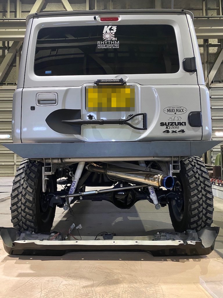 ジムニーリアバンパー製作事例